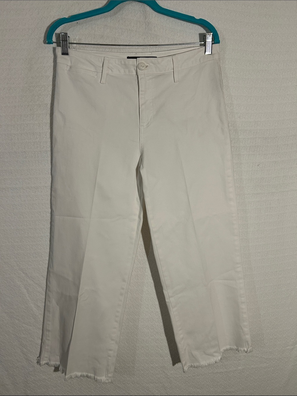 Sanctuary White Cropped Frayed Hem Chinos
